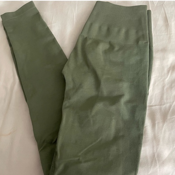 Alphalete Lot - Picture 7 of 12